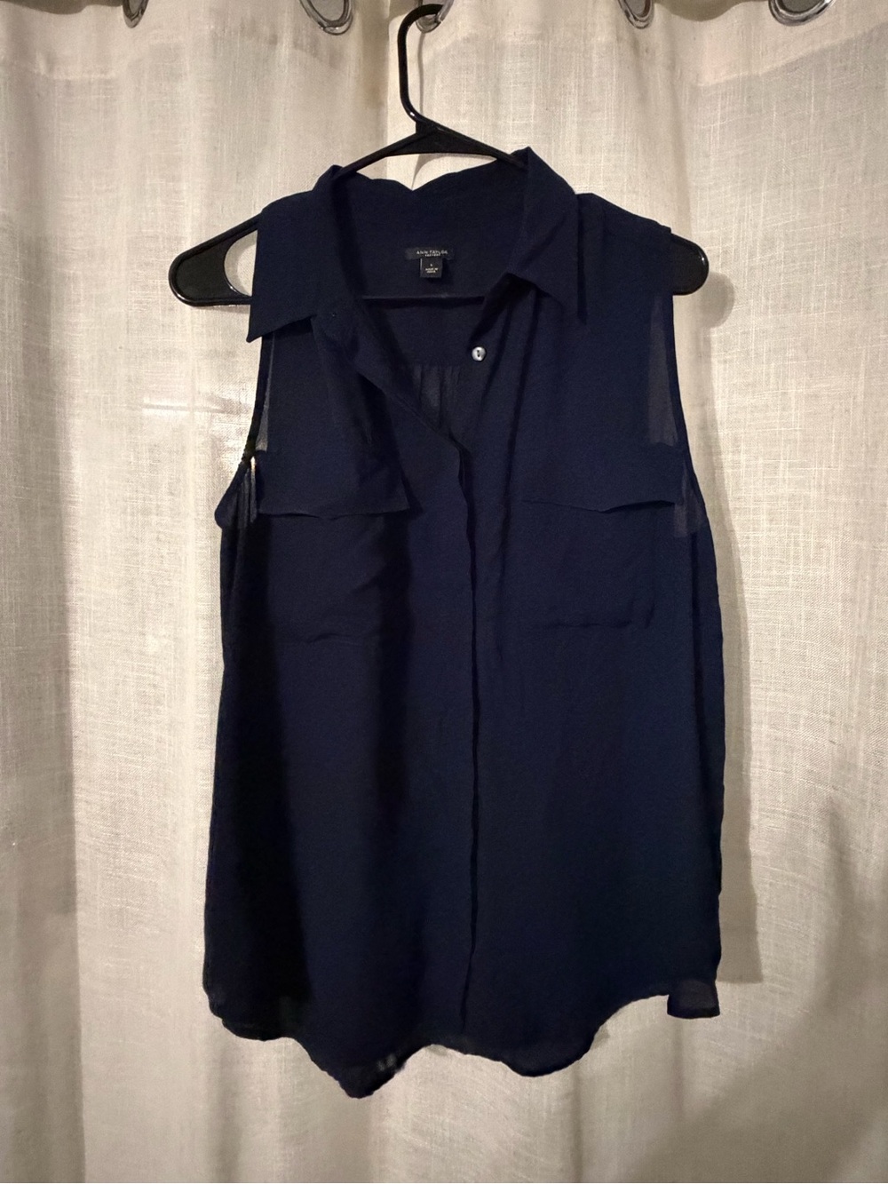 Ann Taylor Navy Sleeveless Collared Button-Front Blouse
